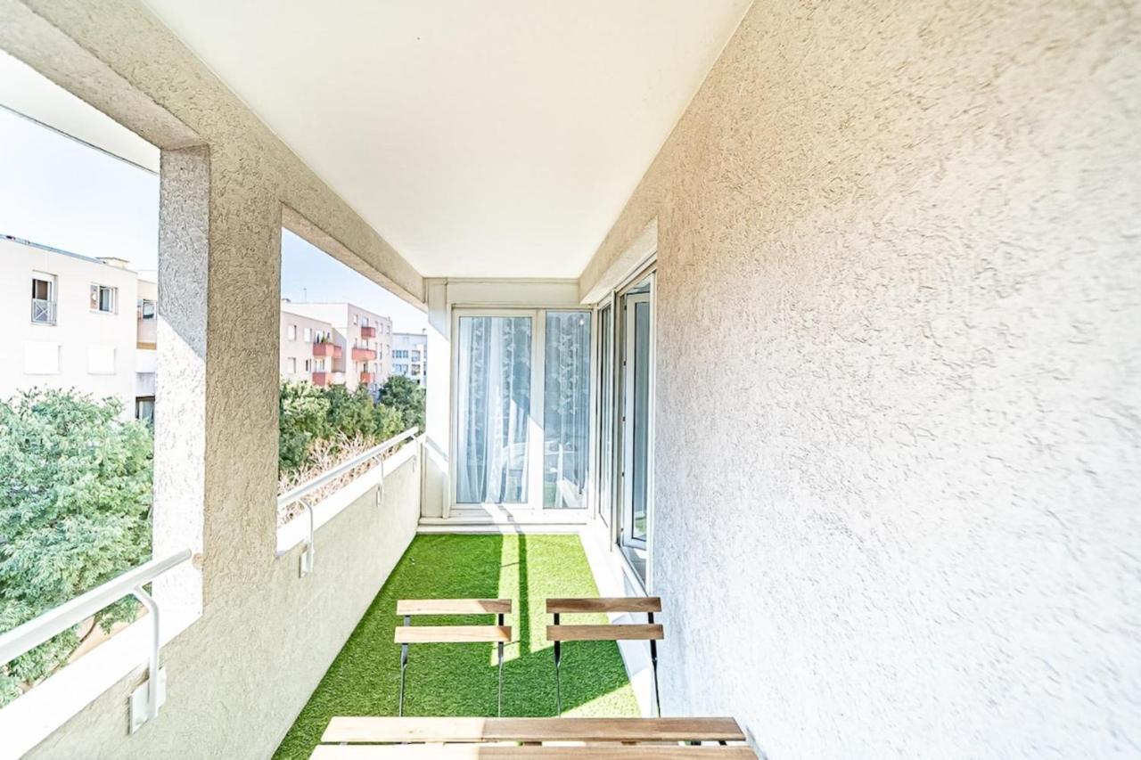 Appartement Cosy Avec Balcony And Garage-Charpennes Villeurbanne Exteriör bild