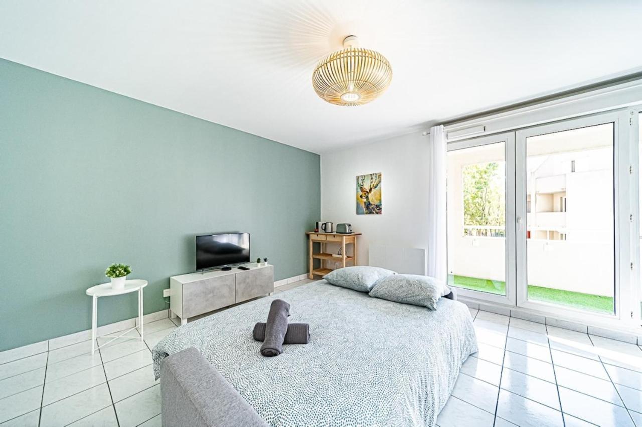 Appartement Cosy Avec Balcony And Garage-Charpennes Villeurbanne Exteriör bild
