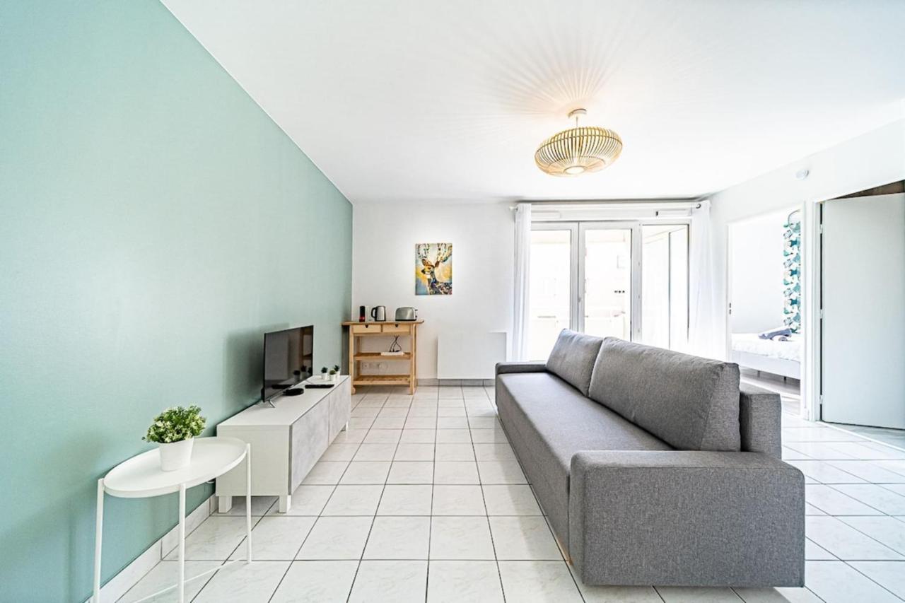 Appartement Cosy Avec Balcony And Garage-Charpennes Villeurbanne Exteriör bild